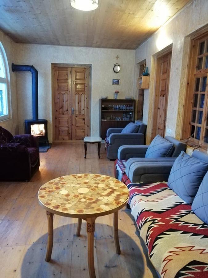 Irma Beso & Aleko Khergianis Guesthouse Mestia Zewnętrze zdjęcie
